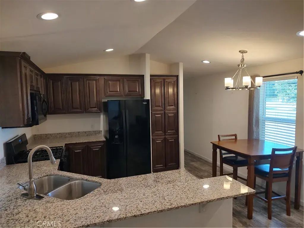 7484 Kickapoo, Yucca Valley