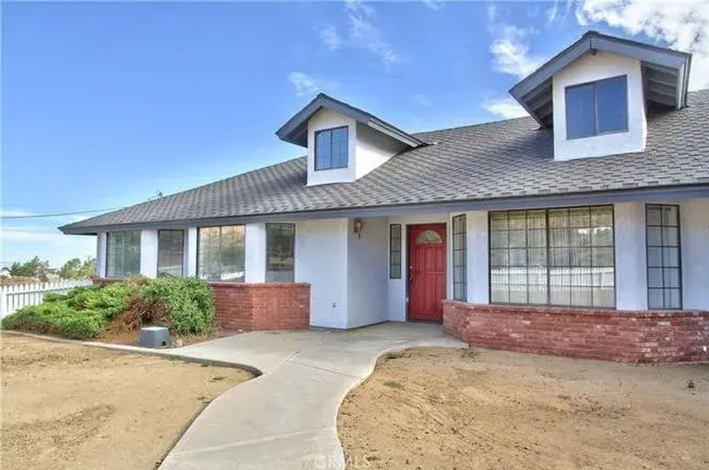 8441 Sierra Vista, Phelan