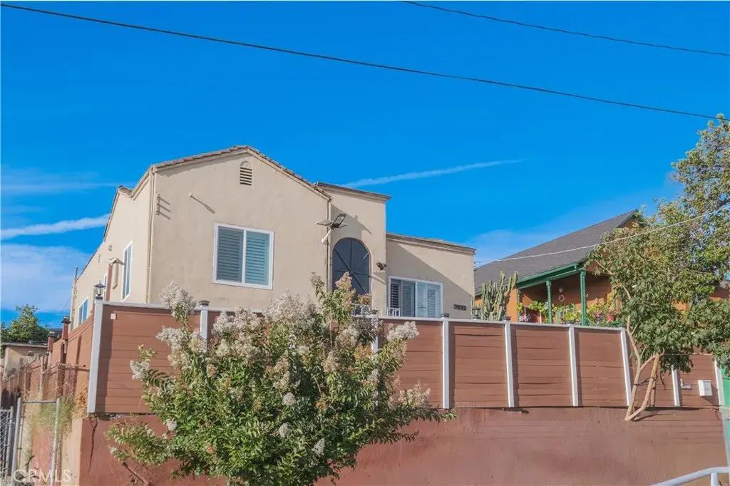 3411 E 2nd St, Los Angeles