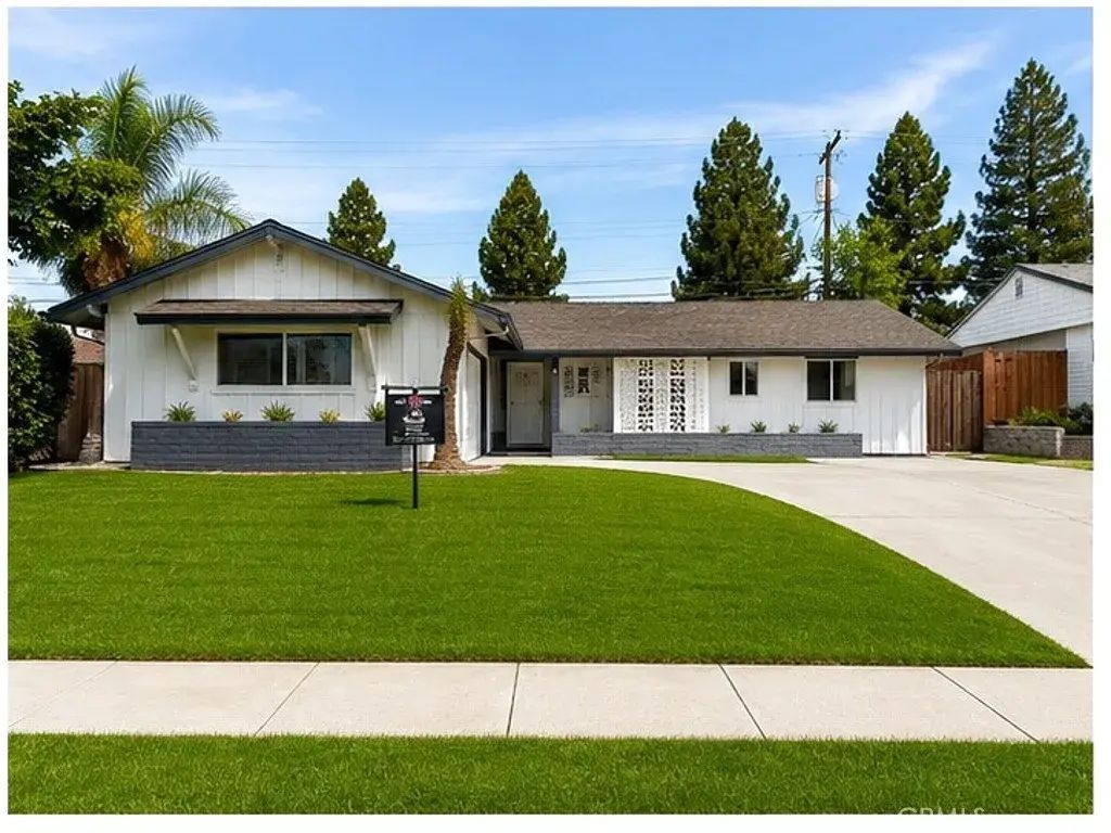 12201 Claretta Street, Sylmar