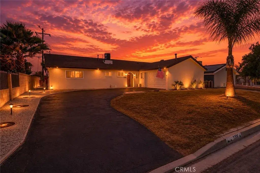 3306 Debbie, Riverside
