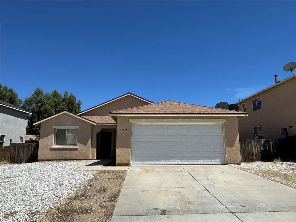 13579 Winewood, Victorville