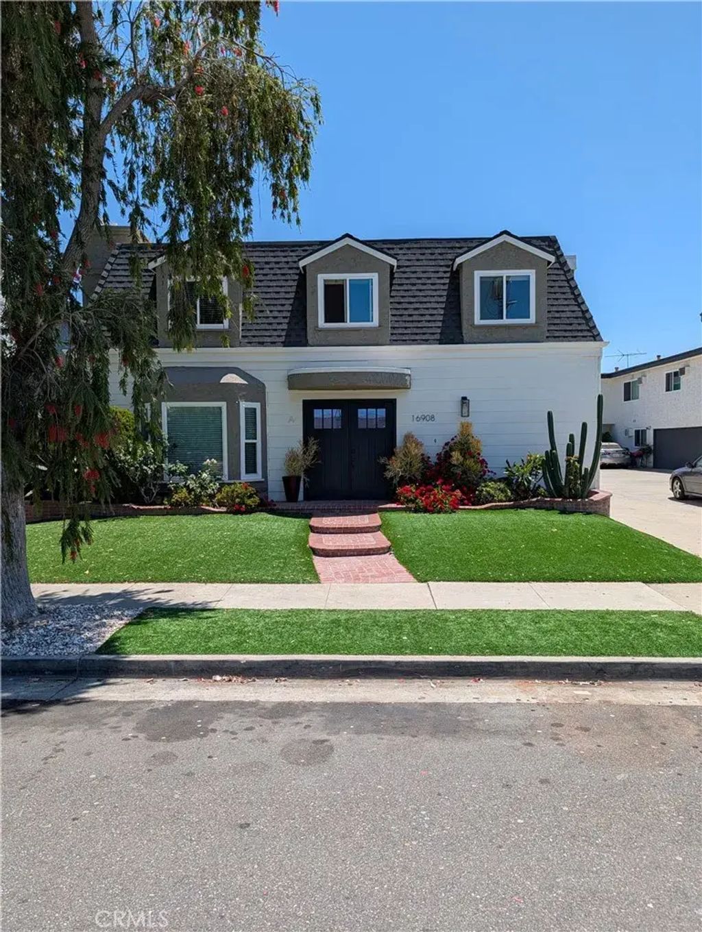 16908 S New Hampshire, Gardena