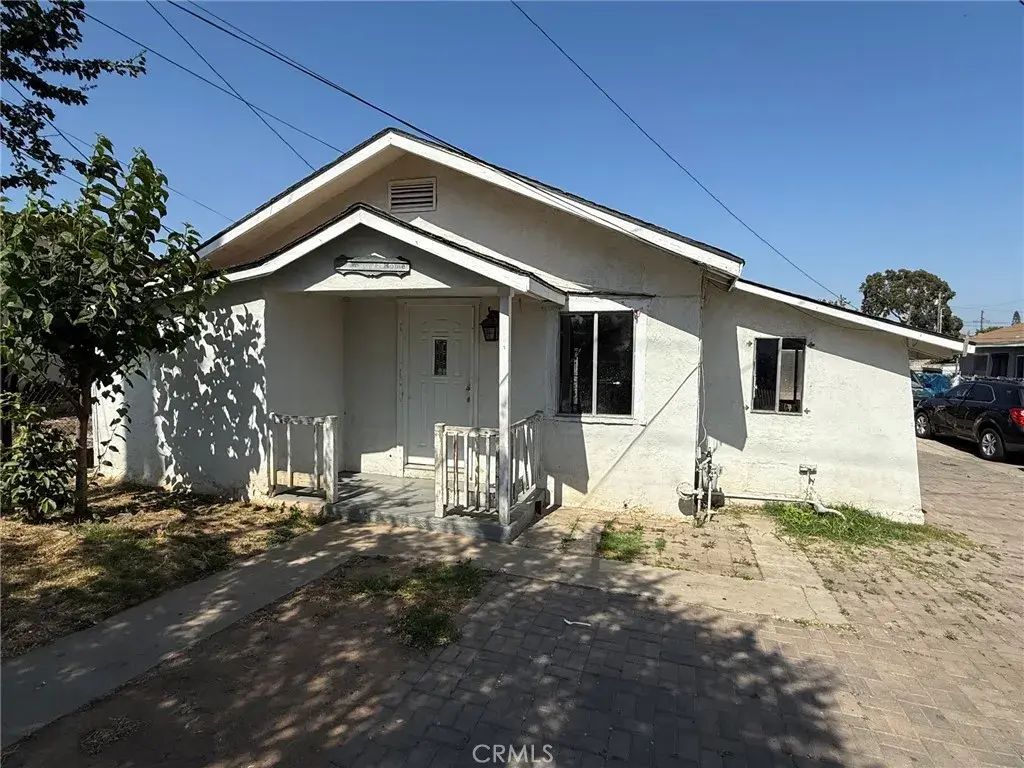 560 S Mcdonnell, Los Angeles