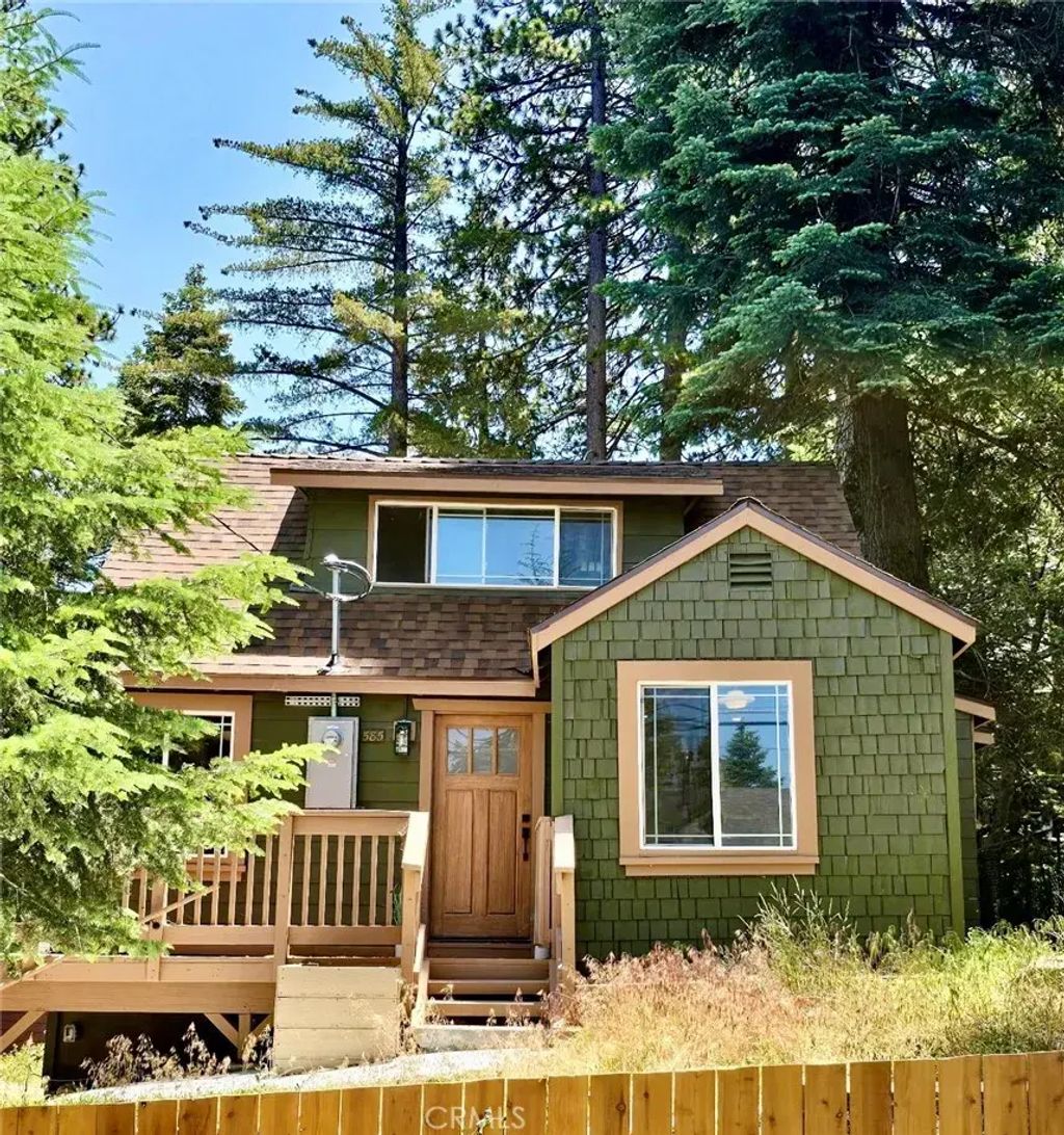 585 Arrowhead Villa Road, Lake Arrowhead