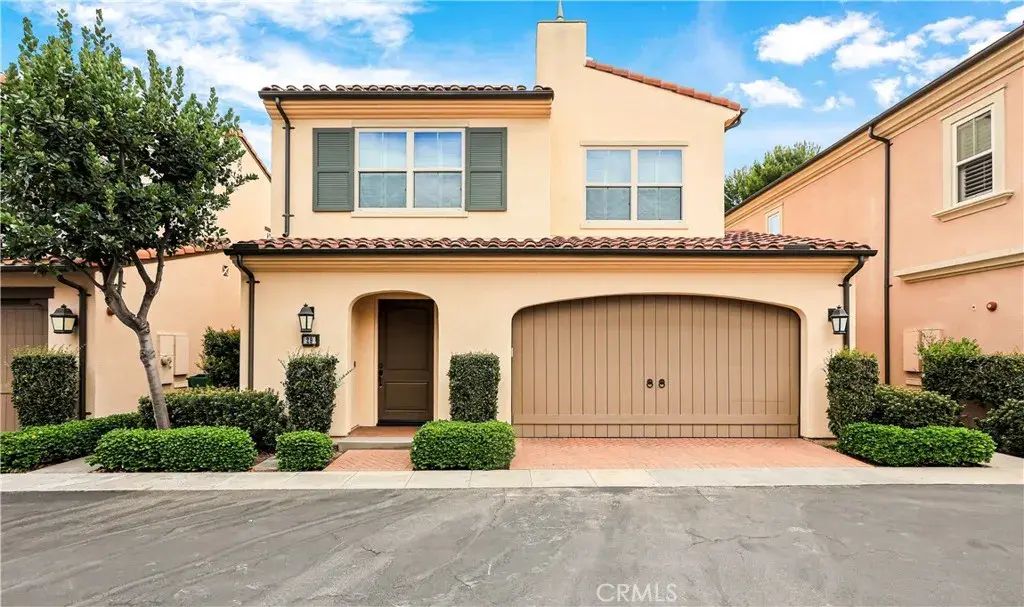 29 Oakfield, Irvine