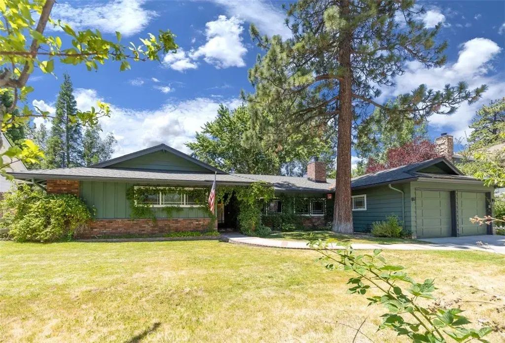126 Eureka, Big Bear Lake