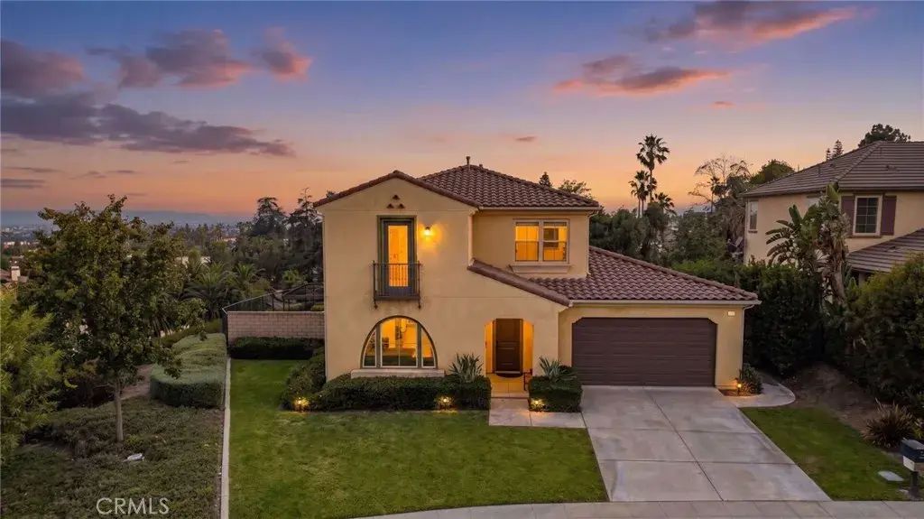 864 E Manresa Drive, Azusa