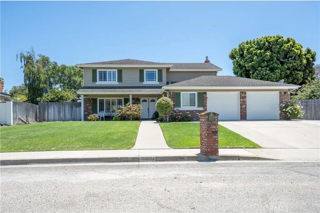 944 Amberley, Santa Maria