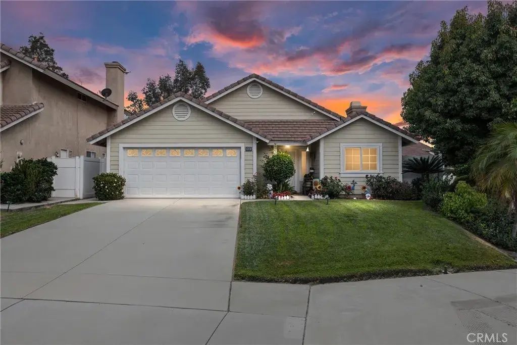 29201 Palm View, Highland