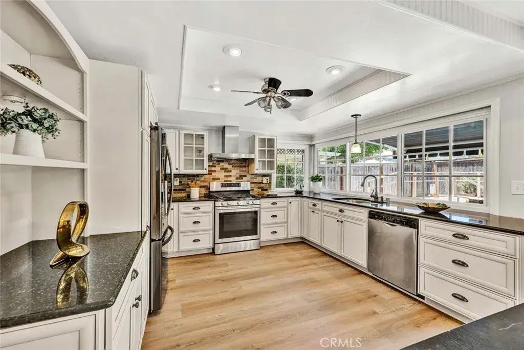 14871 Foxcroft Road, Tustin