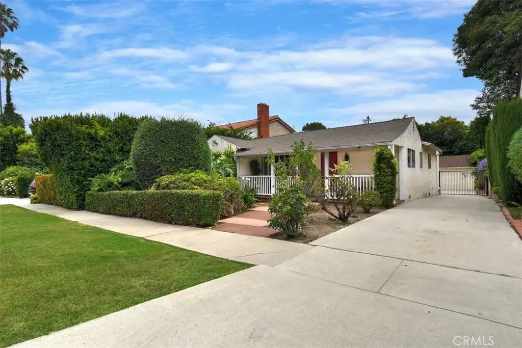 14451 Greenleaf Street, Sherman Oaks