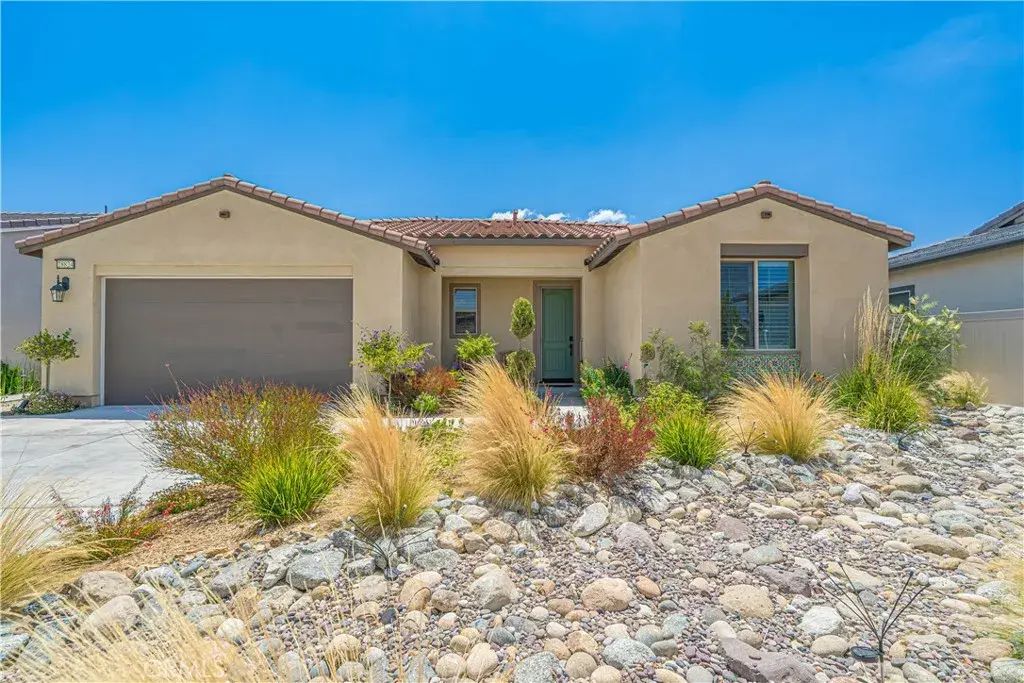 28824 Rise Court, Canyon Country