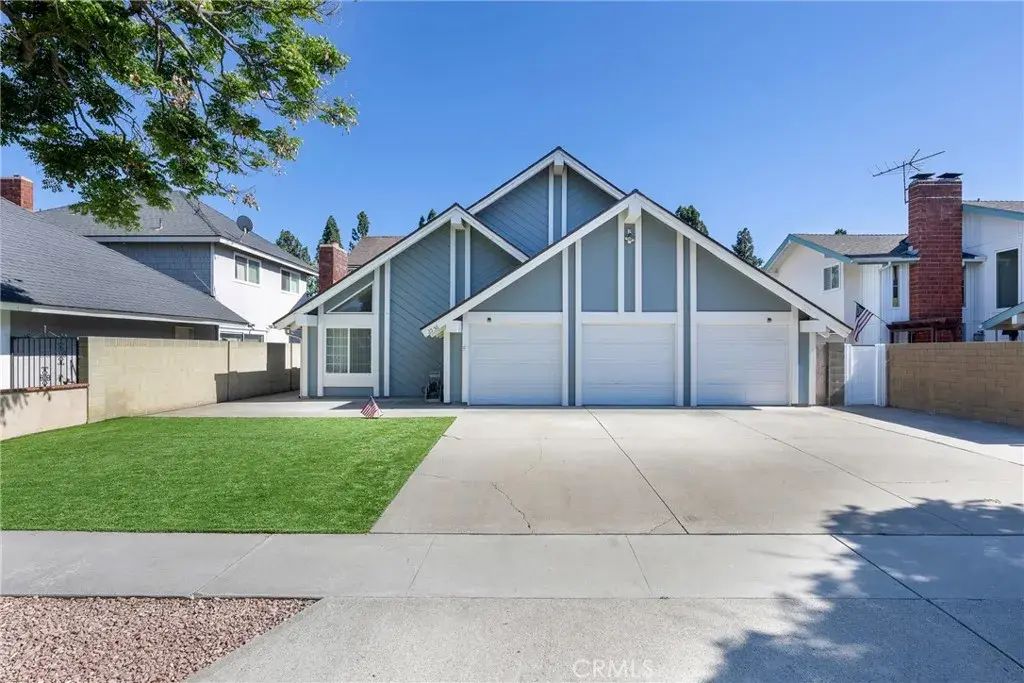 2556 E Elsiena Way, Anaheim