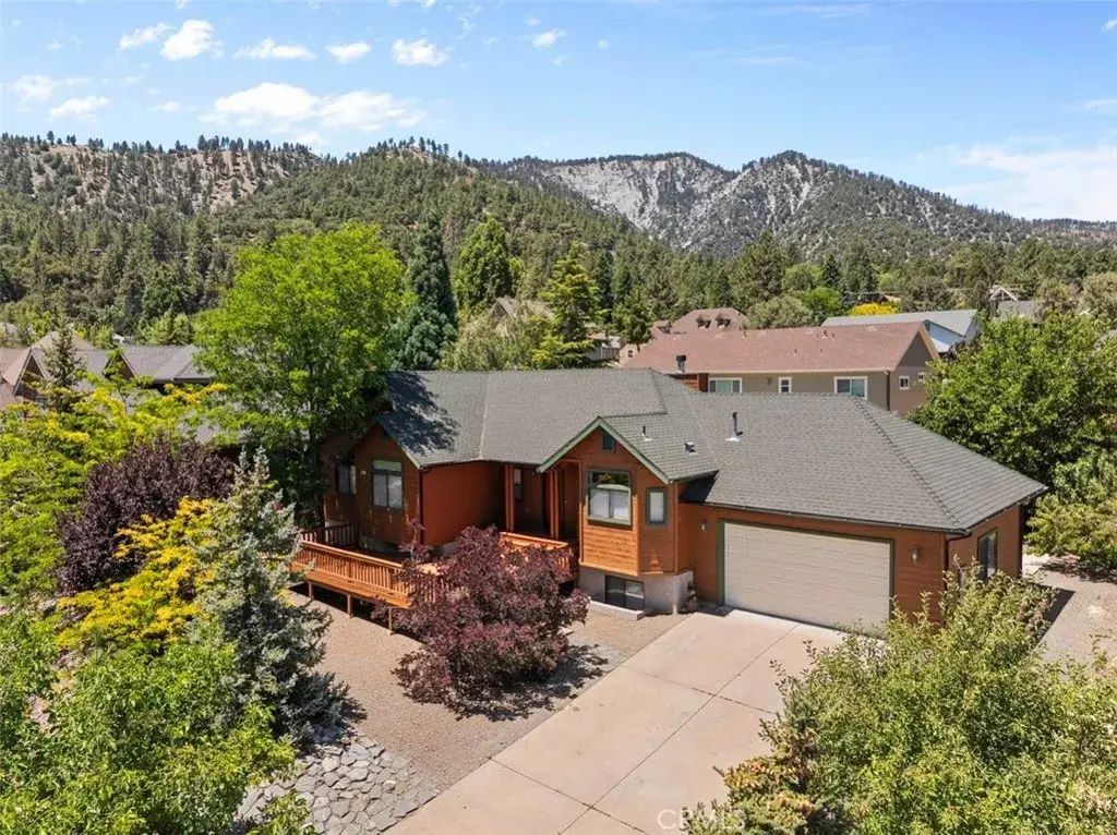 5394 Pacific Crest, Wrightwood