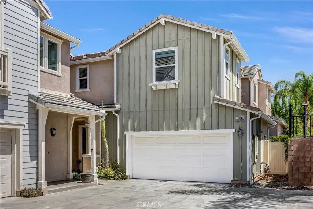 20039 Lila Pl, Winnetka