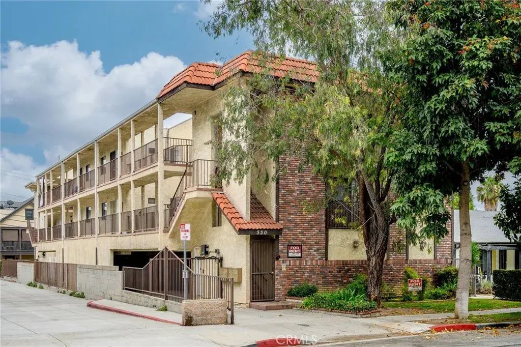 330 Pioneer Drive 7, Glendale