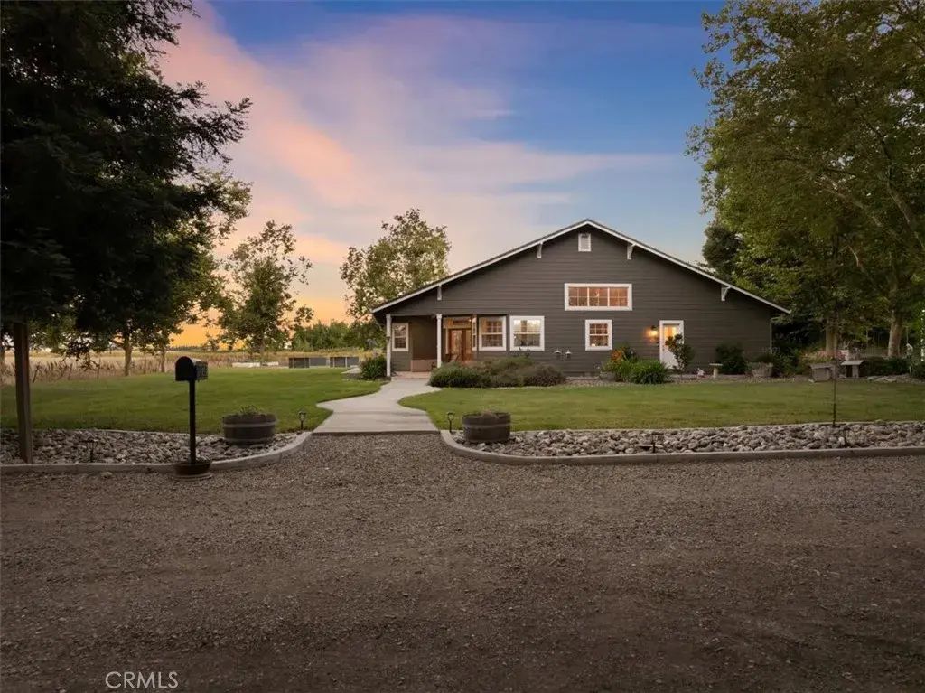 10975 Shasta Boulevard, Los Molinos