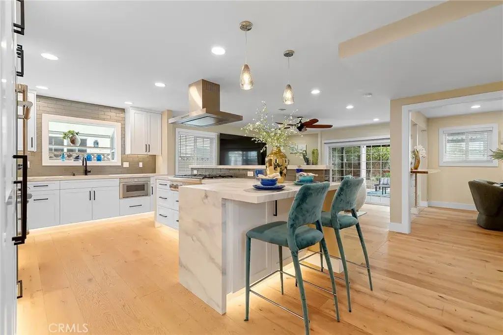 10332 San Angelo, Westminster