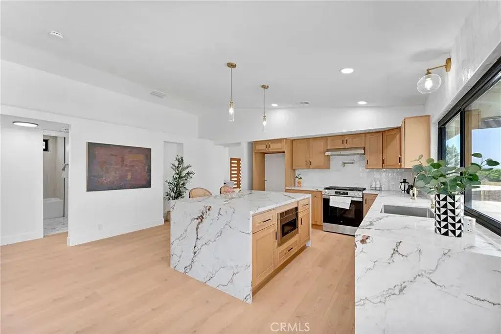 19414 Dry Gulch, Corona