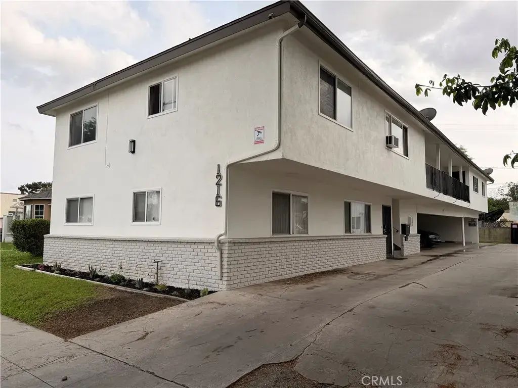 1216 E 56th, Long Beach