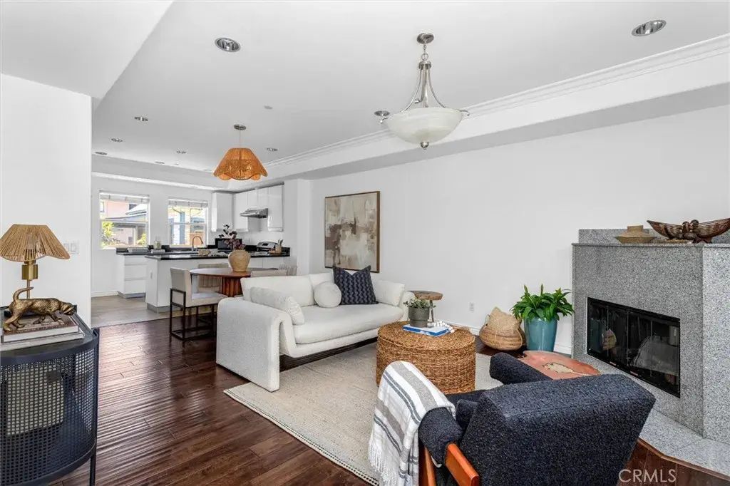 431 N Los Robles Avenue 2, Pasadena