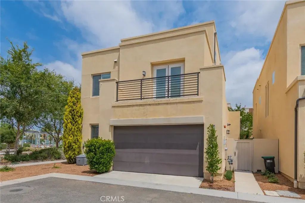 123 Stellar, Irvine