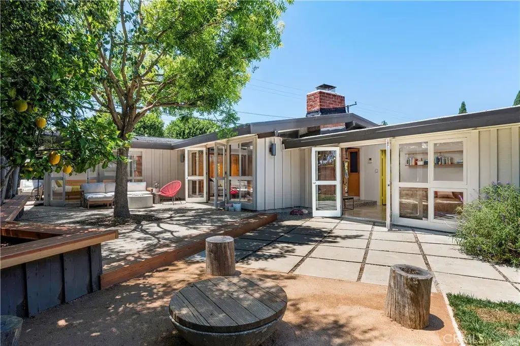 3257 Karen, Long Beach