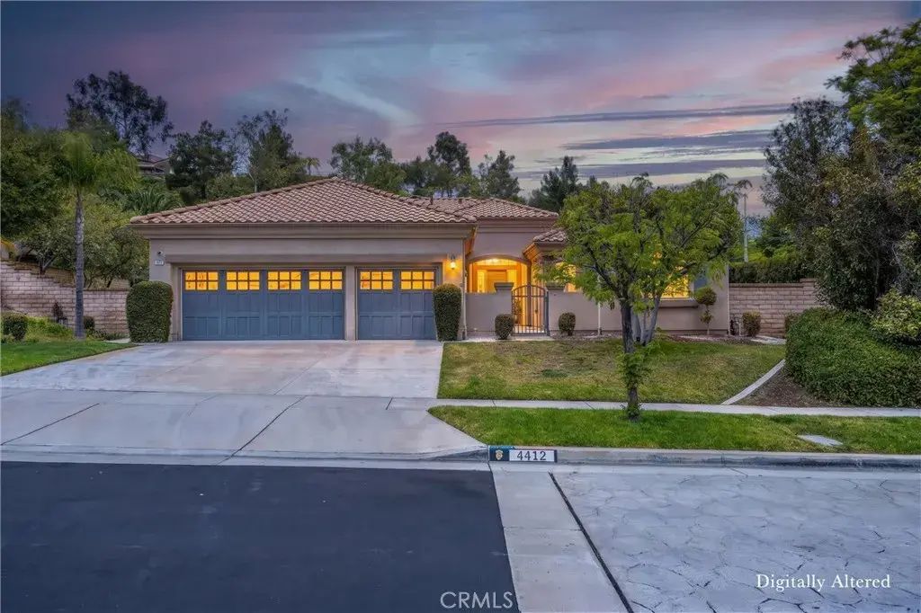 4412 Signature Dr, Corona