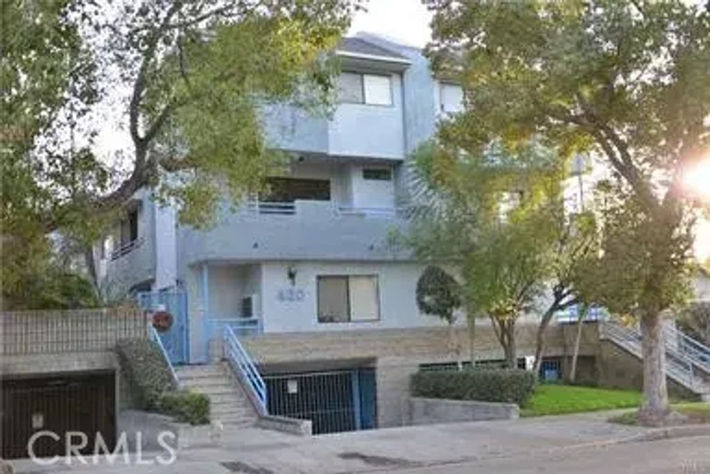 420 Milford Street, Glendale