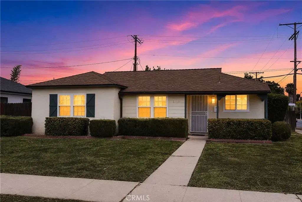 7002 Aura, Reseda