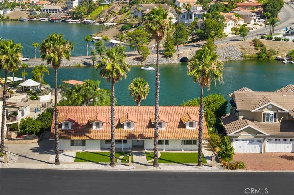 22275 Canyon Club, Canyon Lake
