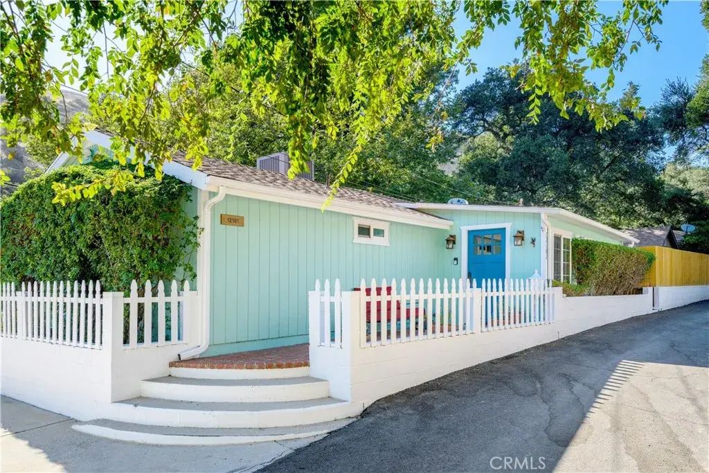 12101 Spring Trail, Sylmar