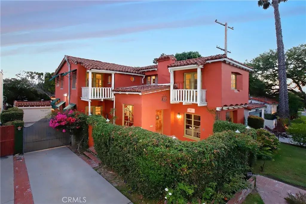 940 E Stocker, Glendale