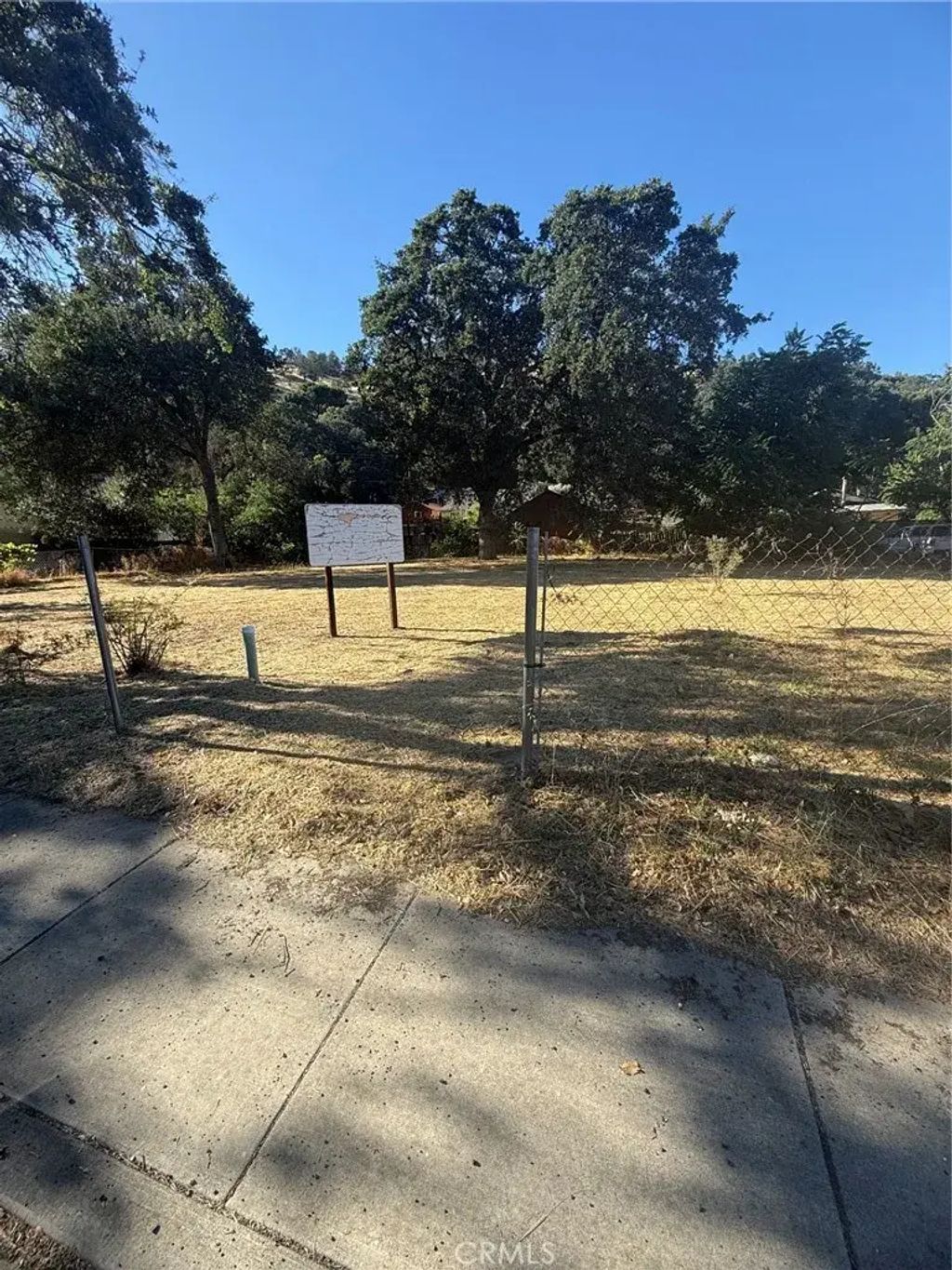12484 The Plaza, Clearlake Oaks