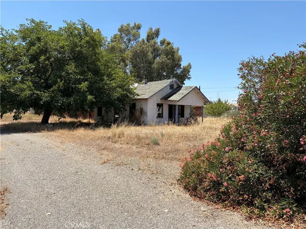 6517 County Road 18, Orland
