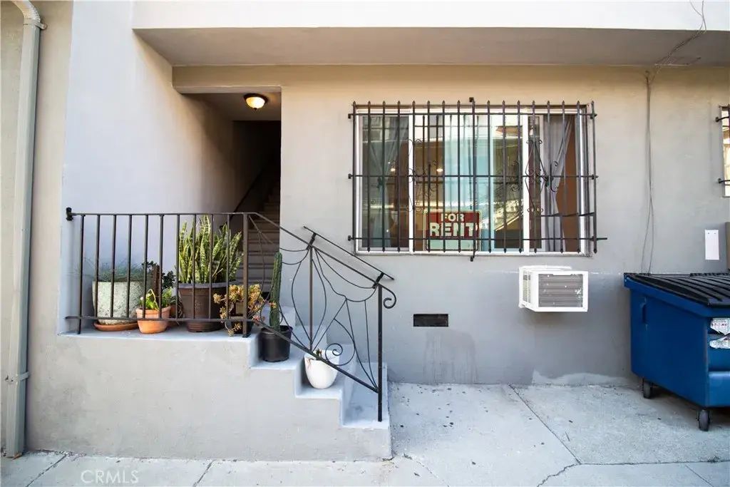1224 North Mansfield, Hollywood