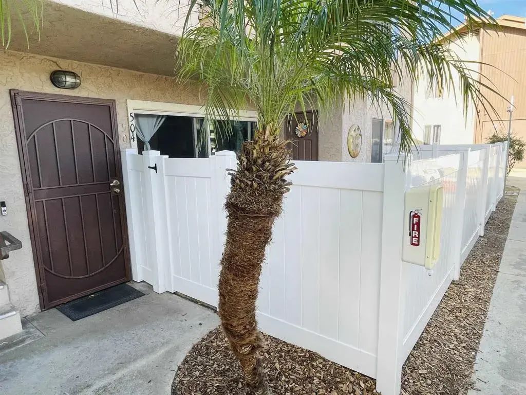 12750 Laurel Street, Lakeside