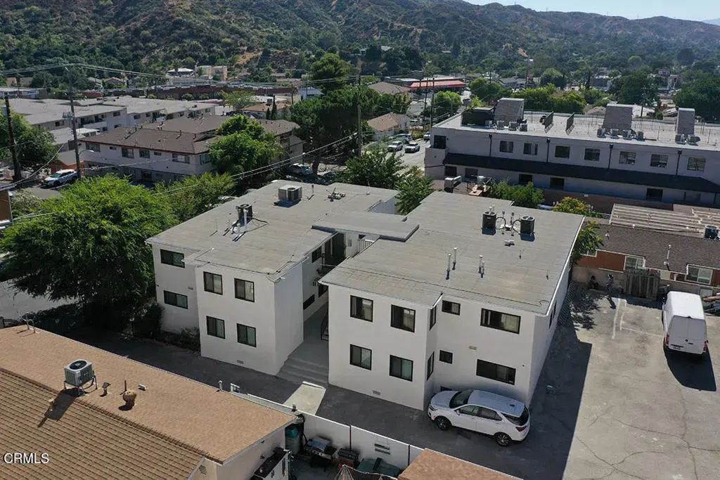 7323 Valmont Street, Los Angeles