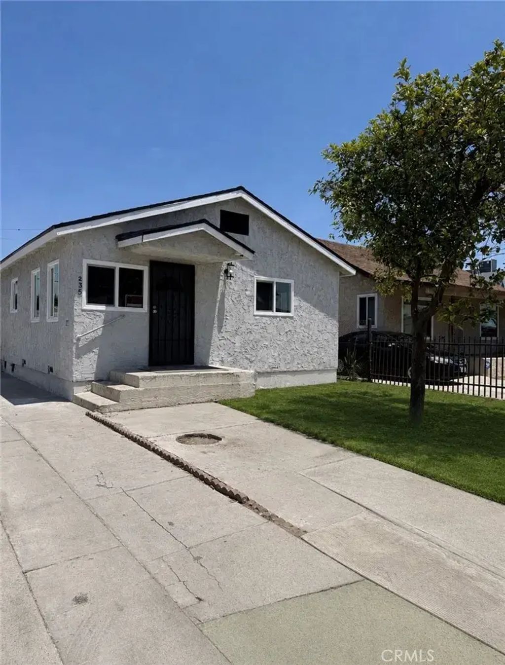 233 E 105th, Los Angeles