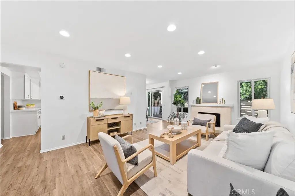 51 Ashbrook, Irvine