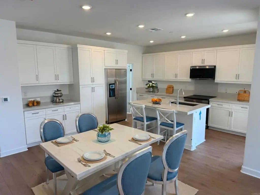 352 Summer Breeze, Oceanside