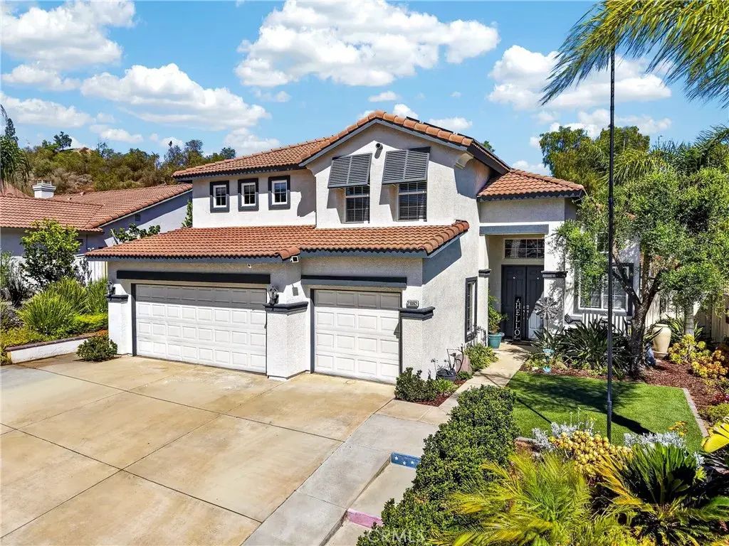21062 Creekside, Lake Elsinore