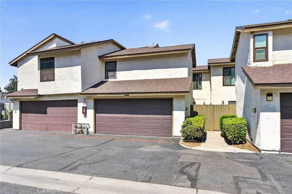 1974 E Lynwood Drive 10e, San Bernardino