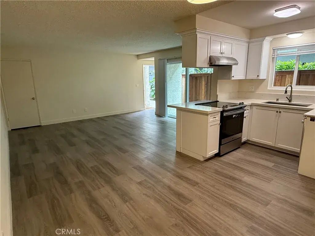 2210 Clark Lane 2, Redondo Beach
