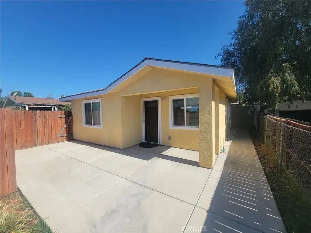 1069 Sycamore Court, Upland