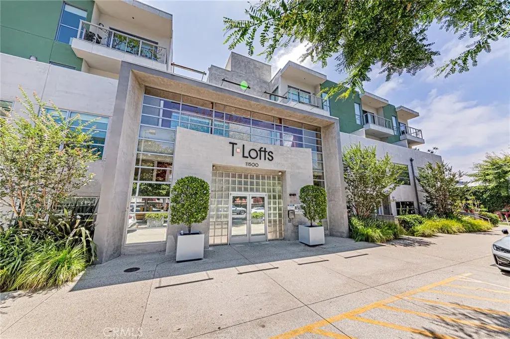 11500 Tennessee 103, Los Angeles