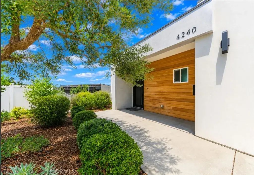 4240 Barrett, Los Angeles