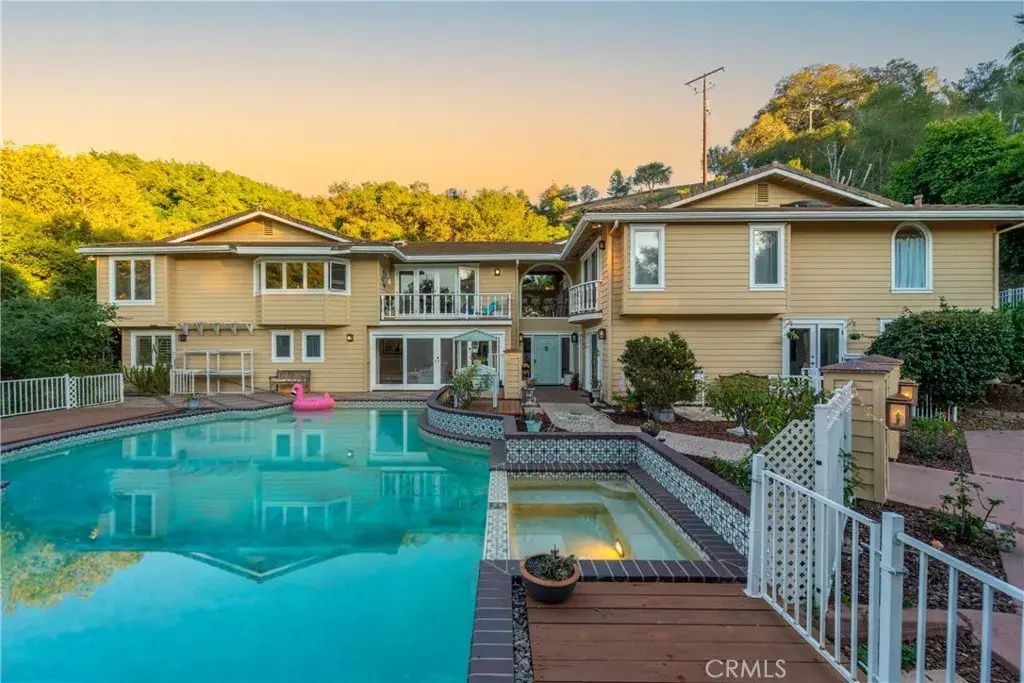 2923 Nuestra, Fallbrook