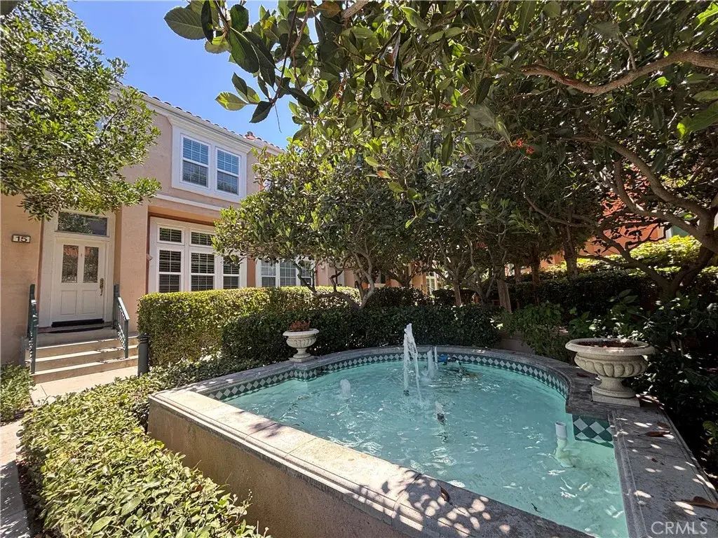 15 Cigliano Aisle, Irvine
